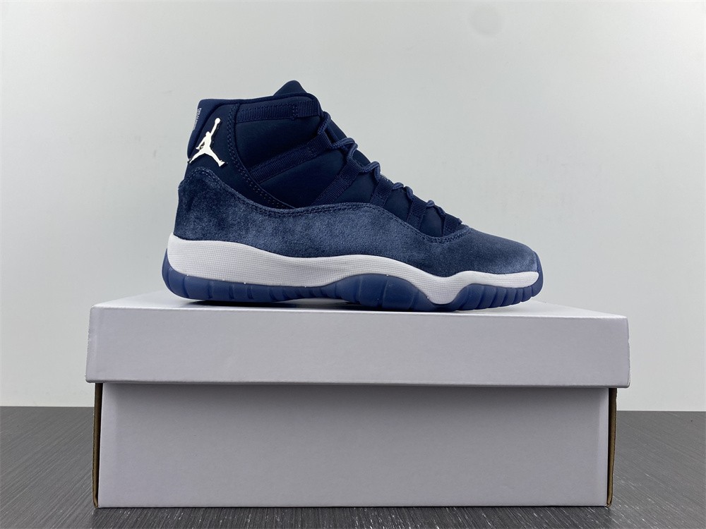 Air Jordan wmns AR0715-441