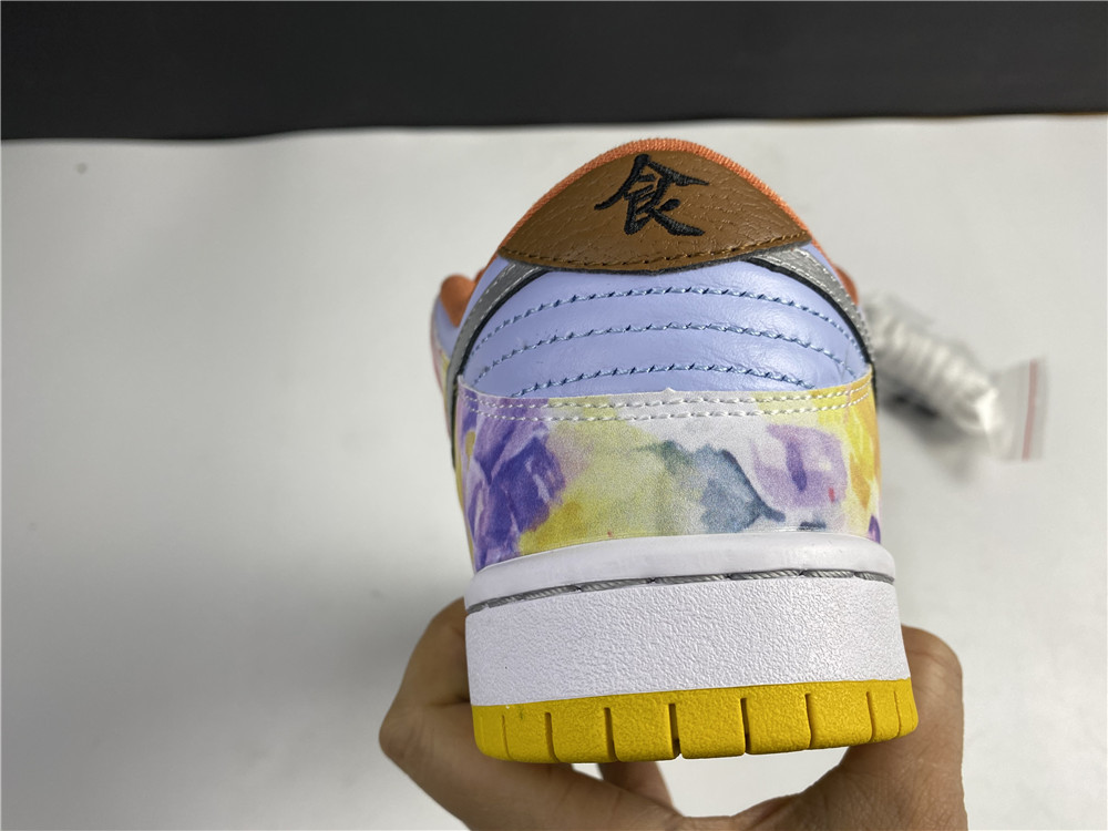 Nike SB Dunk Low CNY