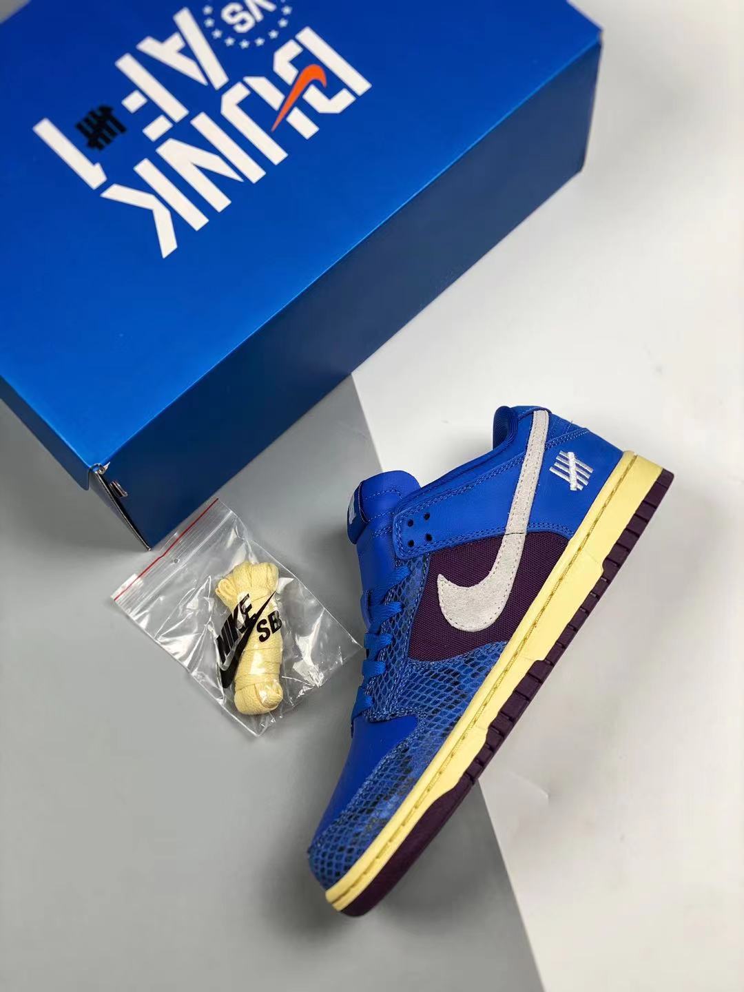 Undefeated x NK Dunk Low SP