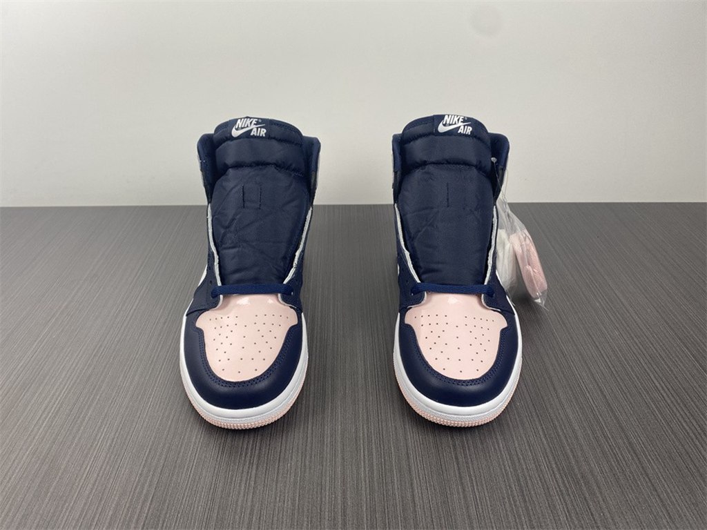 Air Jordan 1 High OG Atmosphere DD9335-641