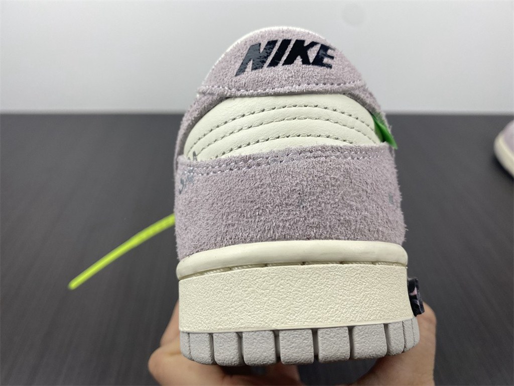 Off-White x Nike Dunk Low DJ0950-100