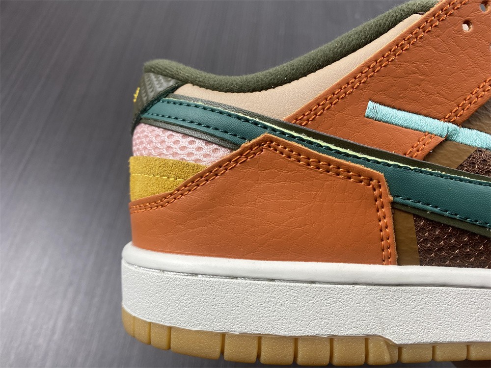 Dunk Low Scrap DB0500-200