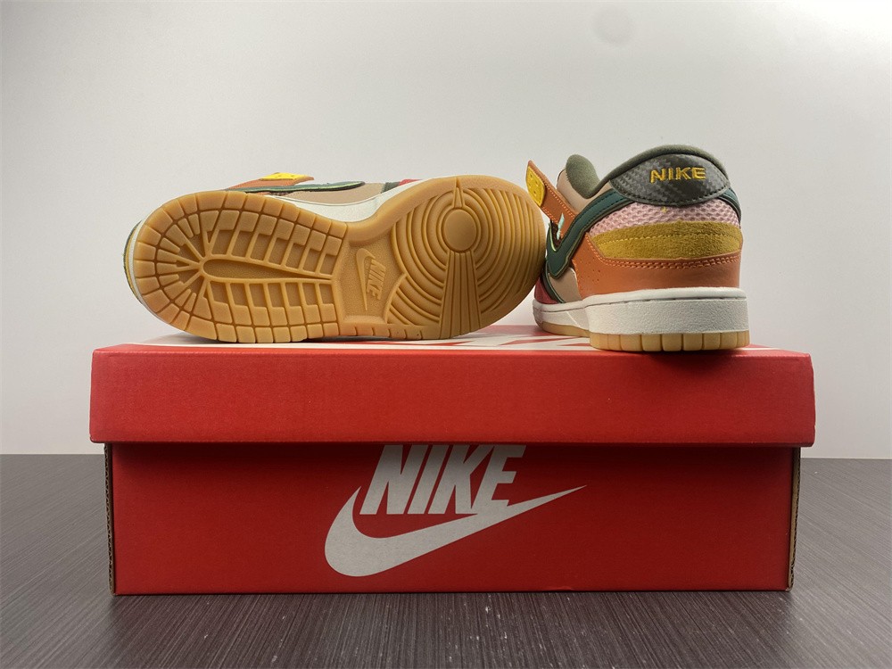 Dunk Low Scrap DB0500-200