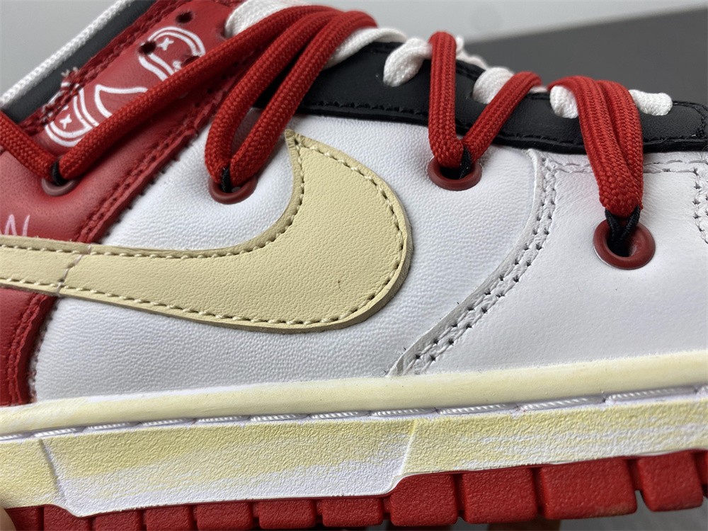 Nike SB Dunk Low UNIVERSITY RED DD1391-600