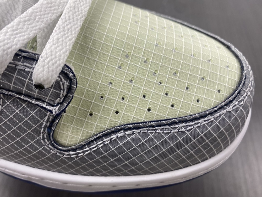 Unlon x SB Dunk Low DJ9649-401