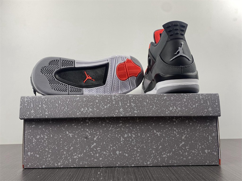 Air Jordan 4 Infrared DH6927-06