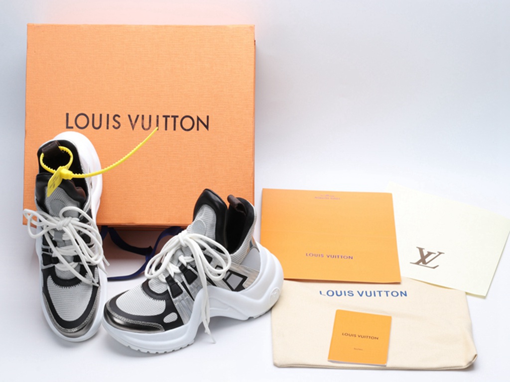 L*V Archlight Sneaker SiL*Very Black