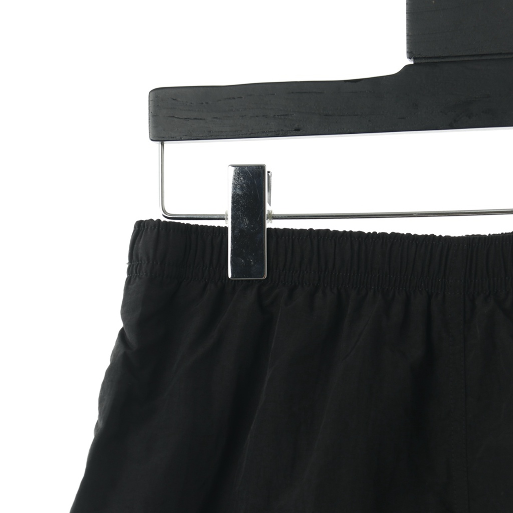 Svp*me 18ss Arc Logo Water Short?