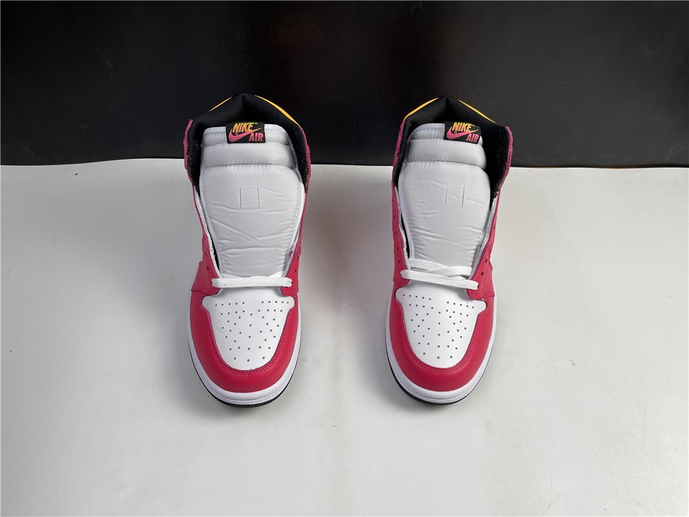 Air Jordan 1 High OG"Light Fusion Red"555088-603