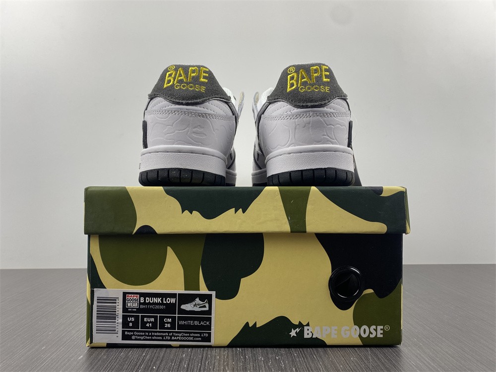 B*APE SNEAKERS