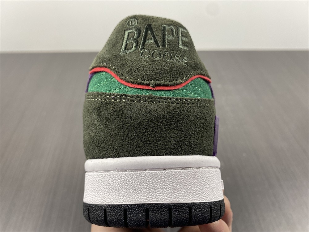 B*APE SNEAKERS