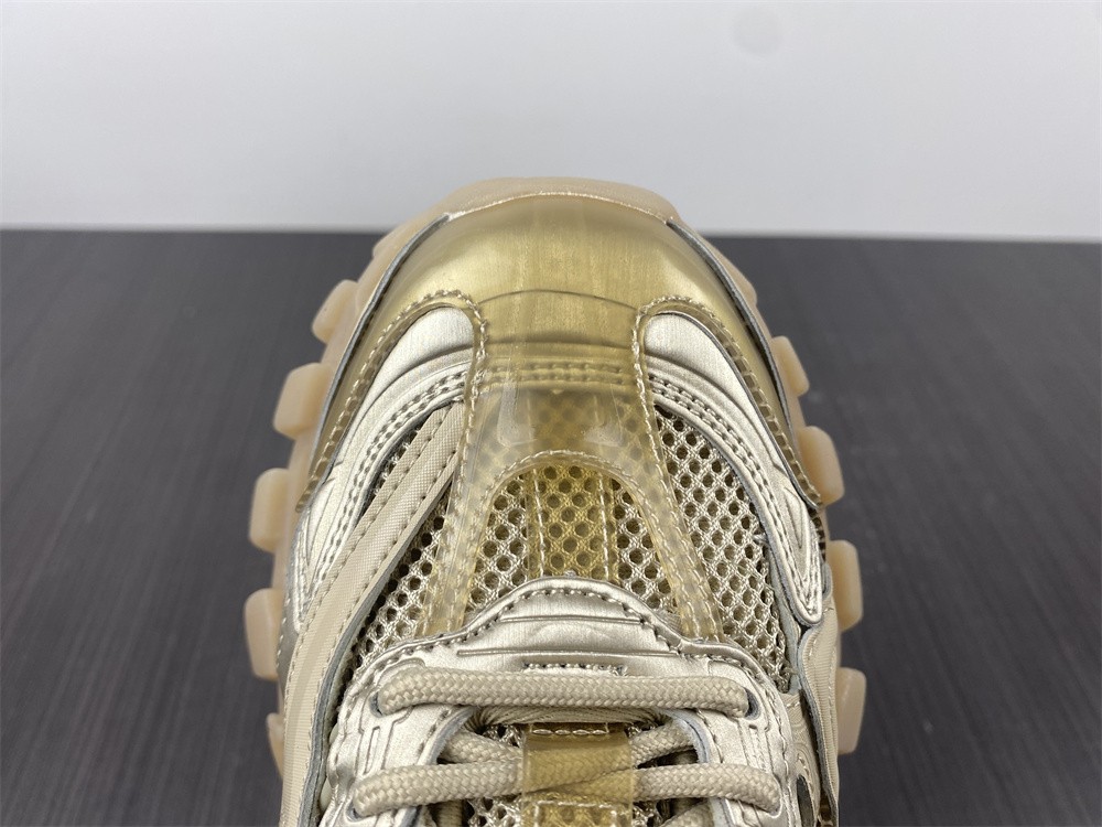 4.0 BLG Track TRAINER