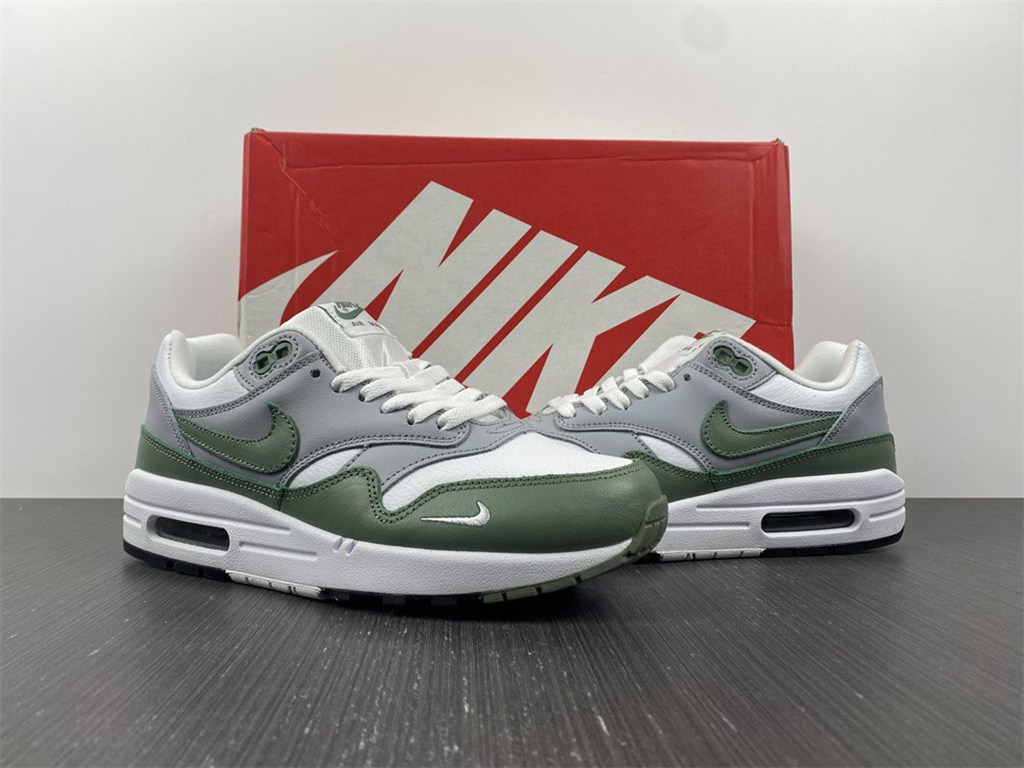 Nike WMNS Air Max Anniversary 1