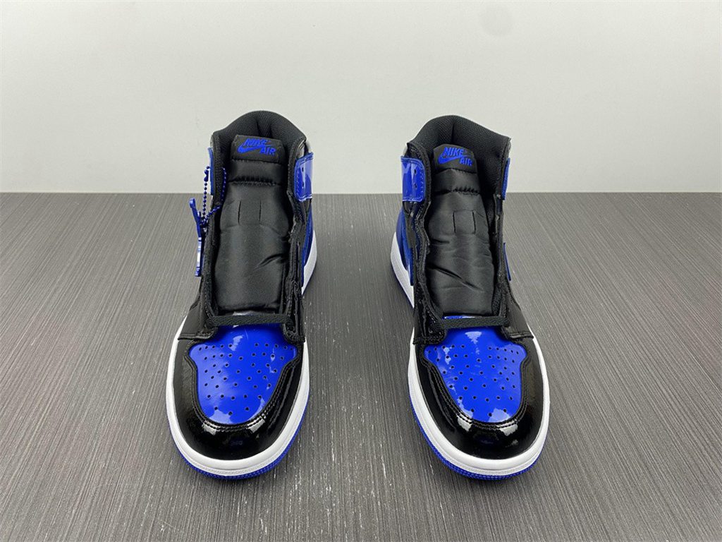 Air Jordan 1 Retr o OG 555088-404