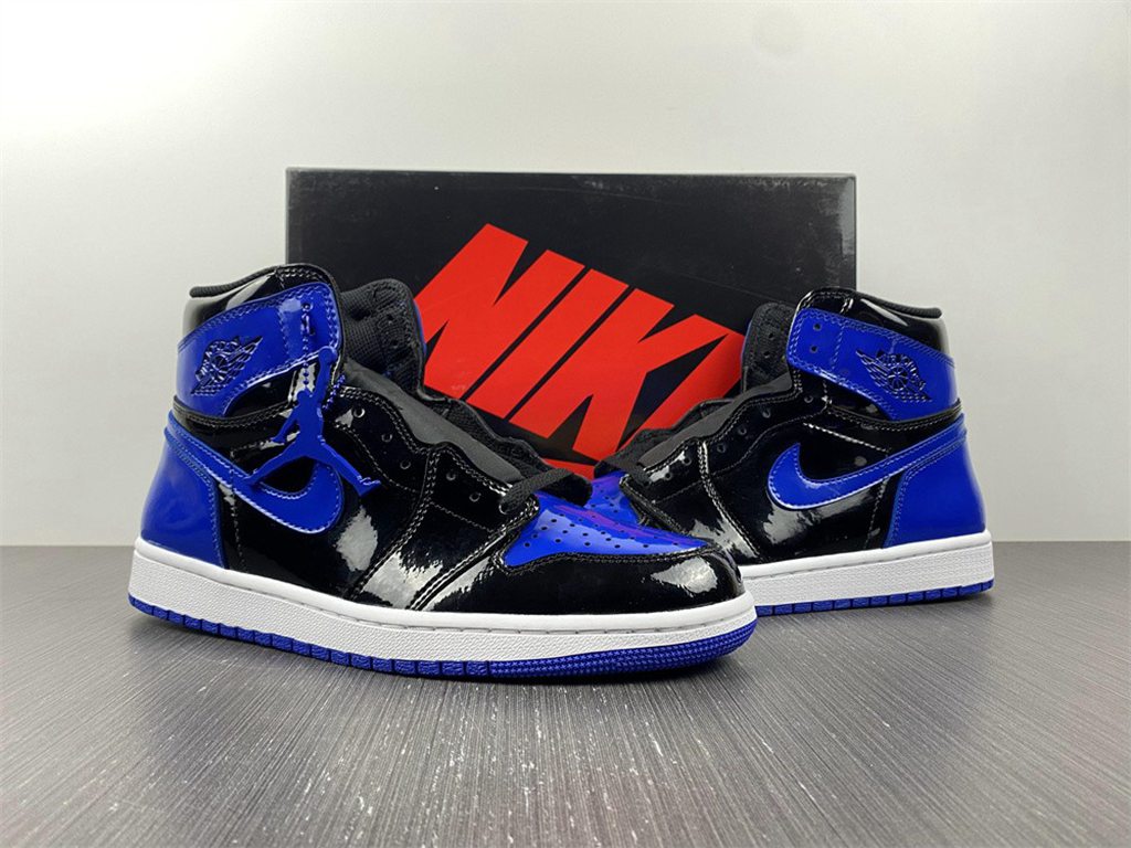 Air Jordan 1 Retr o OG 555088-404