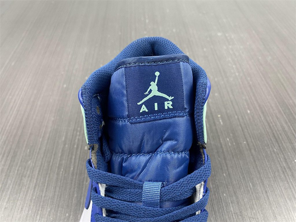 AIR JORDAN 1 MID 554724-413