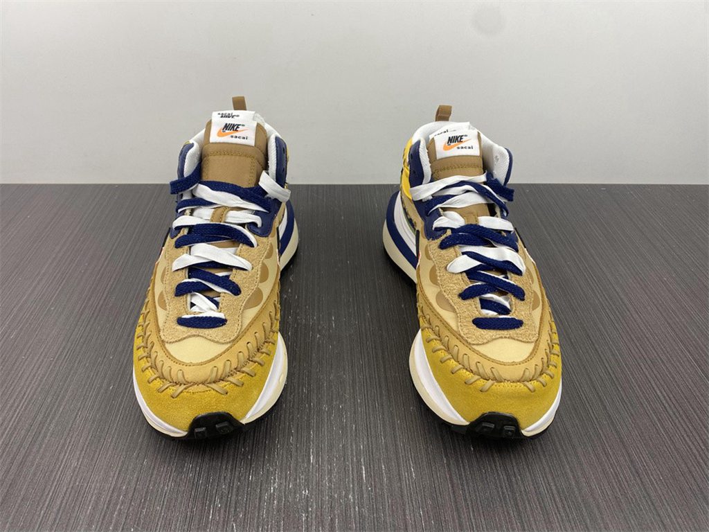 Sacai x Jean PauGaultier x Nike VaporWaffle DH9186-200