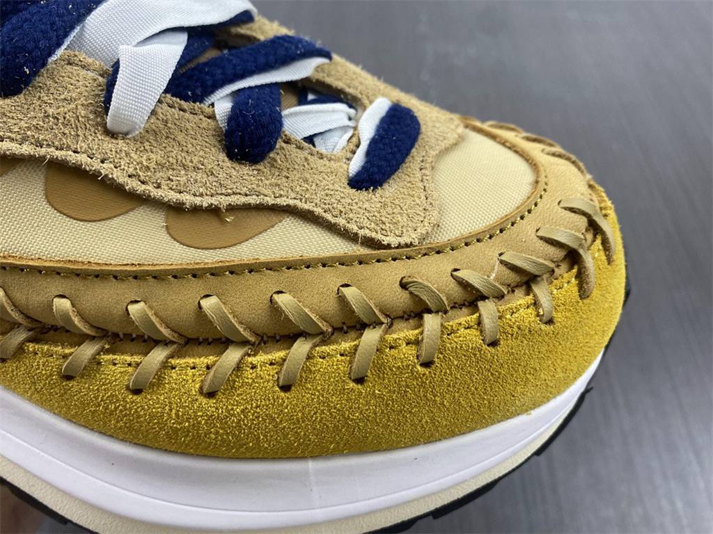 Sacai x Jean PauGaultier x Nike VaporWaffle DH9186-200