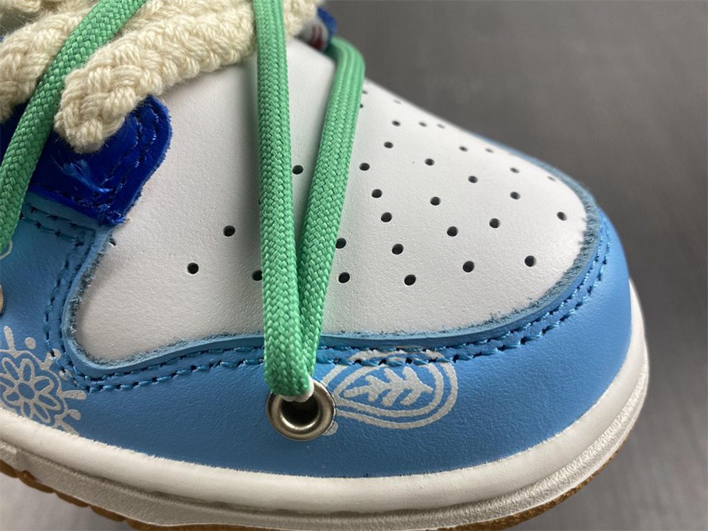 Nike Dunk Low SE FREE.99 CT2496-100