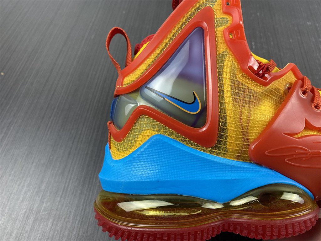 LEBRON XIX EP DC9342-800