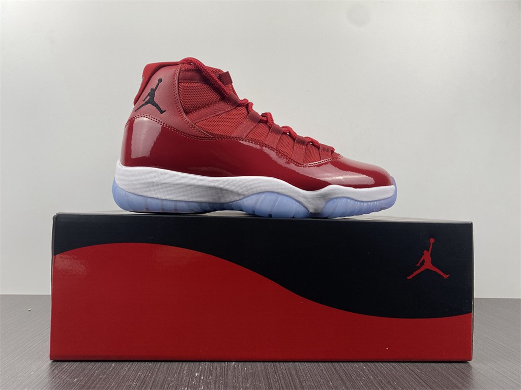Air Jordan11 2017 378037-623