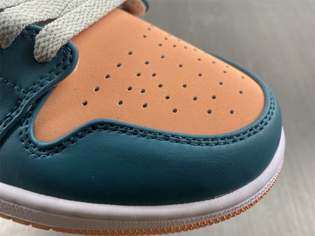 Air Jordan 1 Mid BQ6472-308