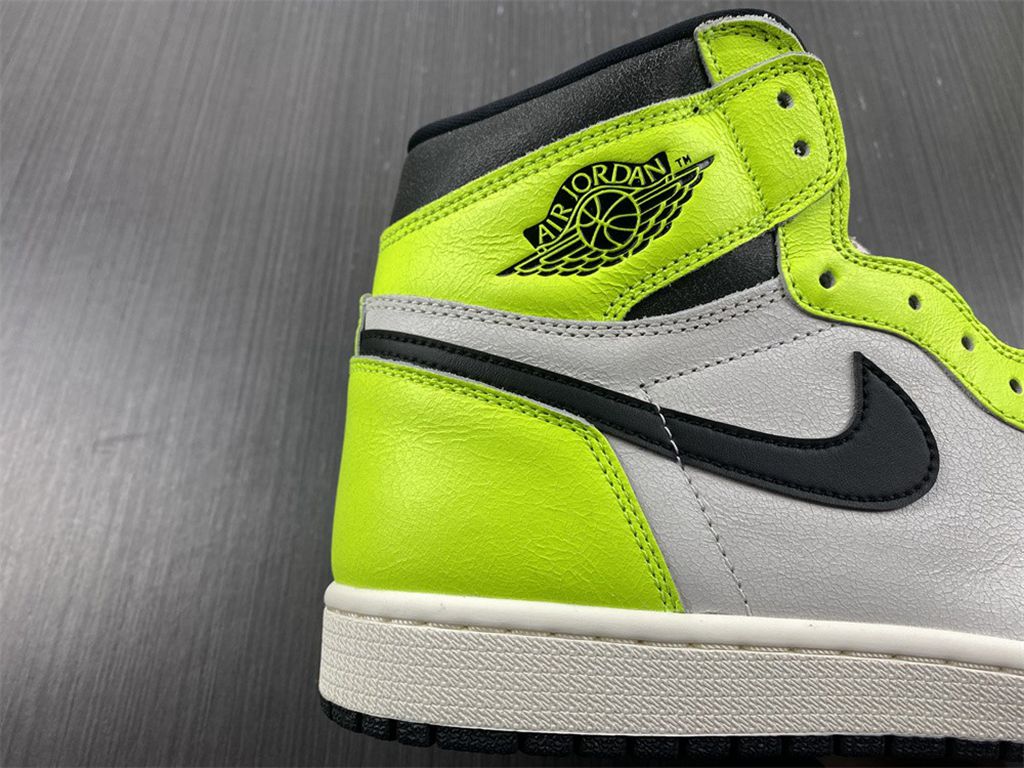 Air Jordan 1 Retro High OG 555088-702
