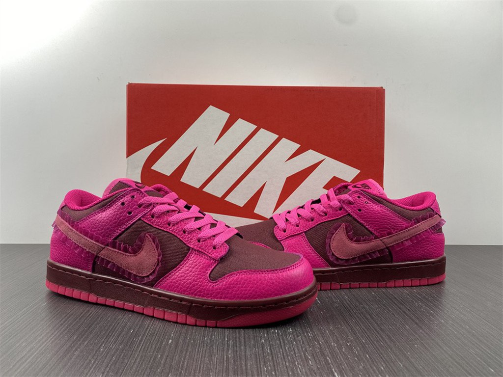 Nike Spruces Up Its Dunk Low Team Red/Pink DQ9324-600