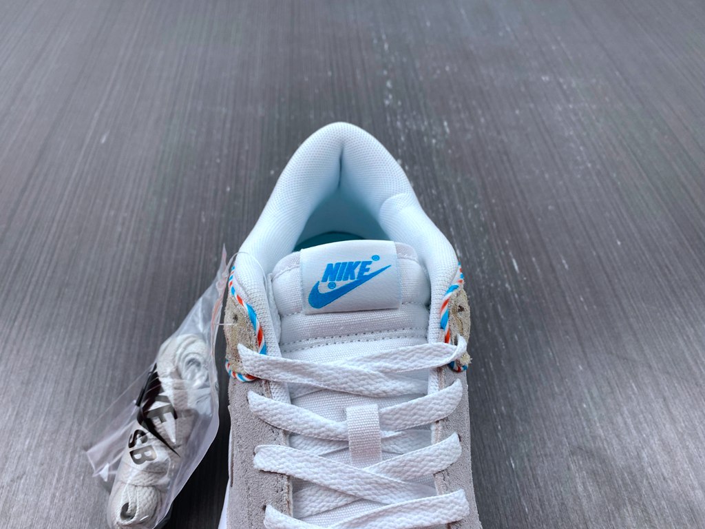 Dunk Sb Low Barber Shop DH7614-500