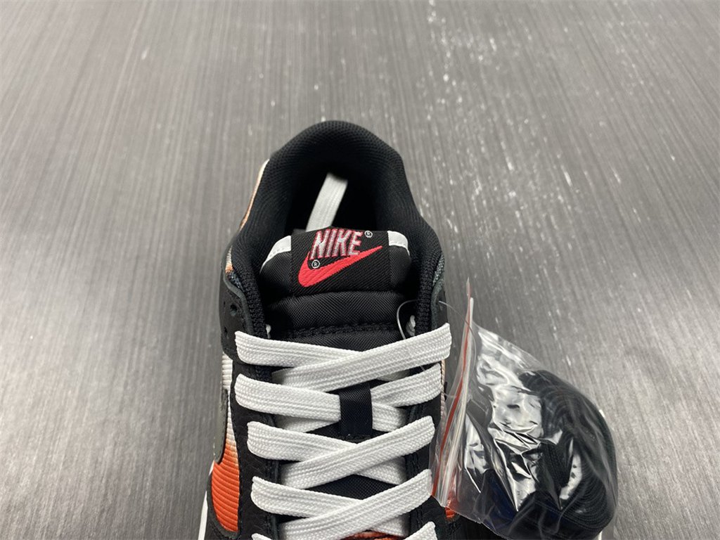 Nike Dunk Low Graffiti Expected 2022 DM0108-001