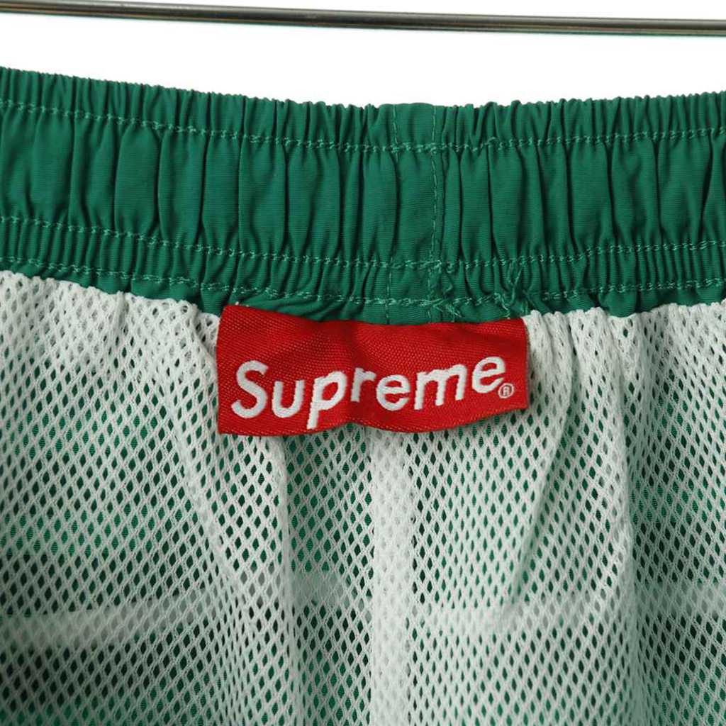 Svp*me 18ss Arc Logo Water Short?