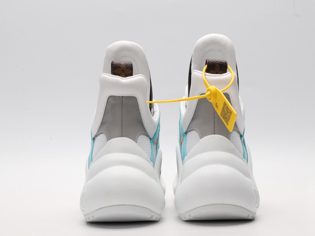 L*V Archlight Sneaker Yellow Blue
