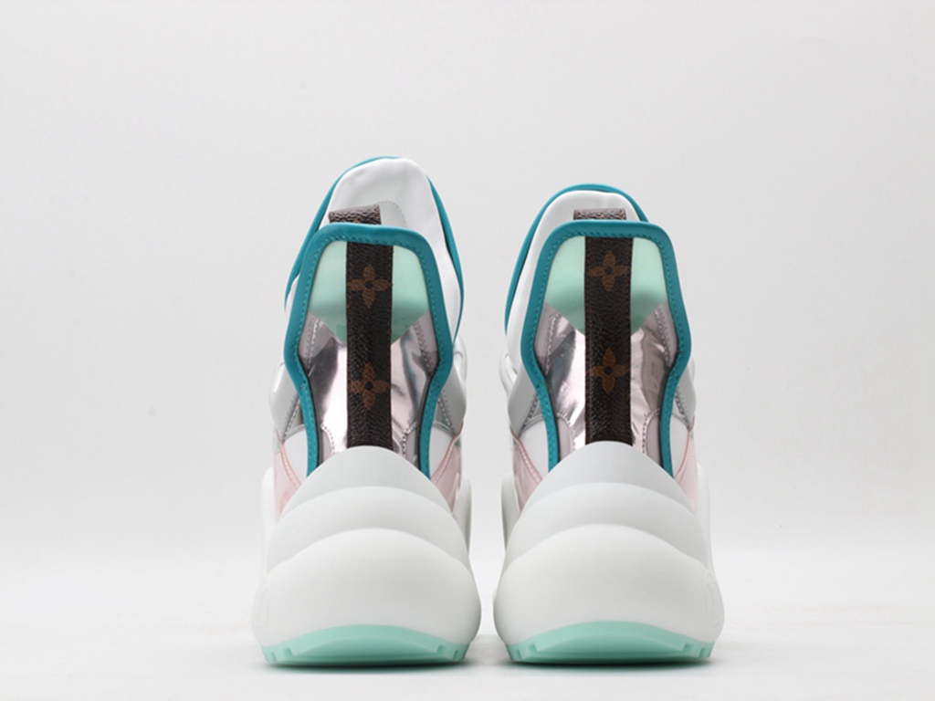 L*V Archlight Sneaker Blue