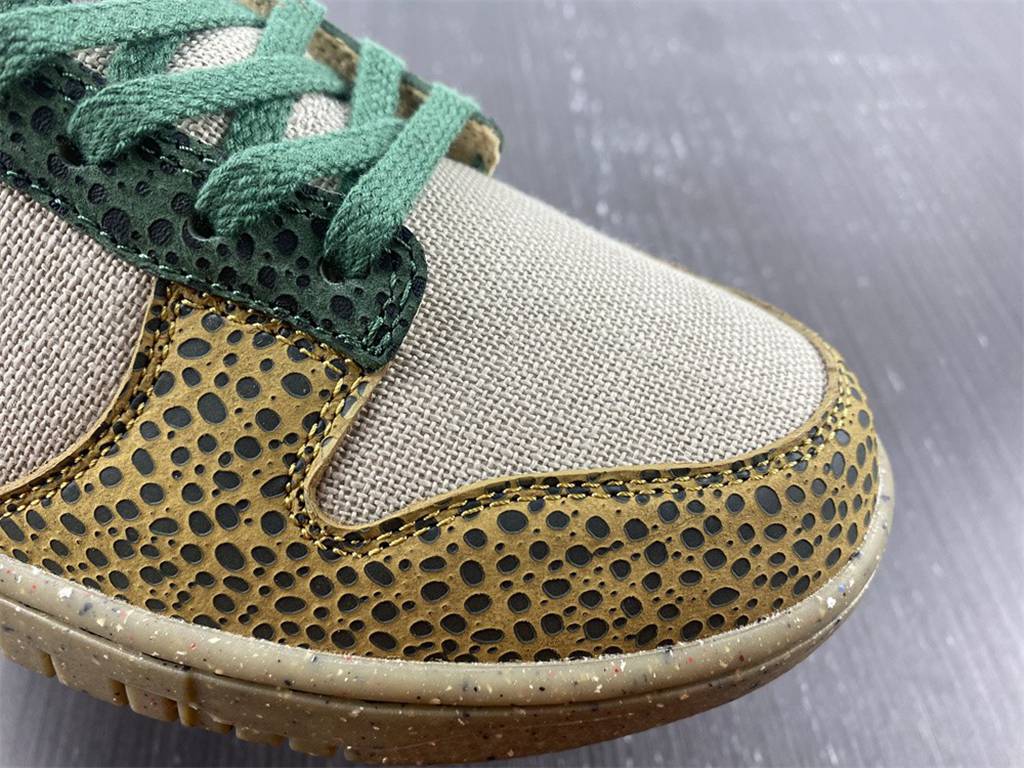 Dunk Low Safari DX2654-200
