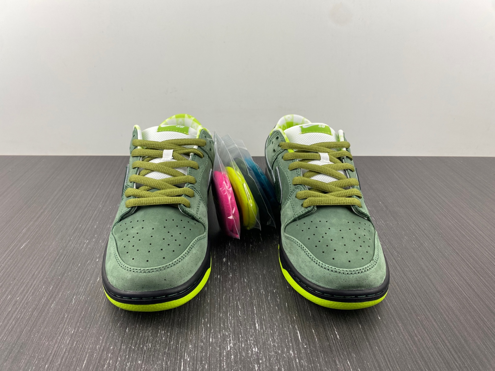 Nike SB Dunk Low Green Lobster BV1310-337