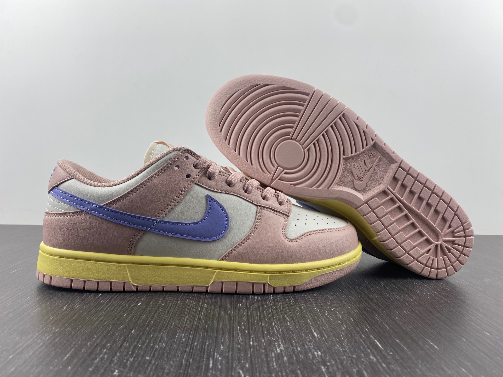 Dunk Low SB DD1503-601
