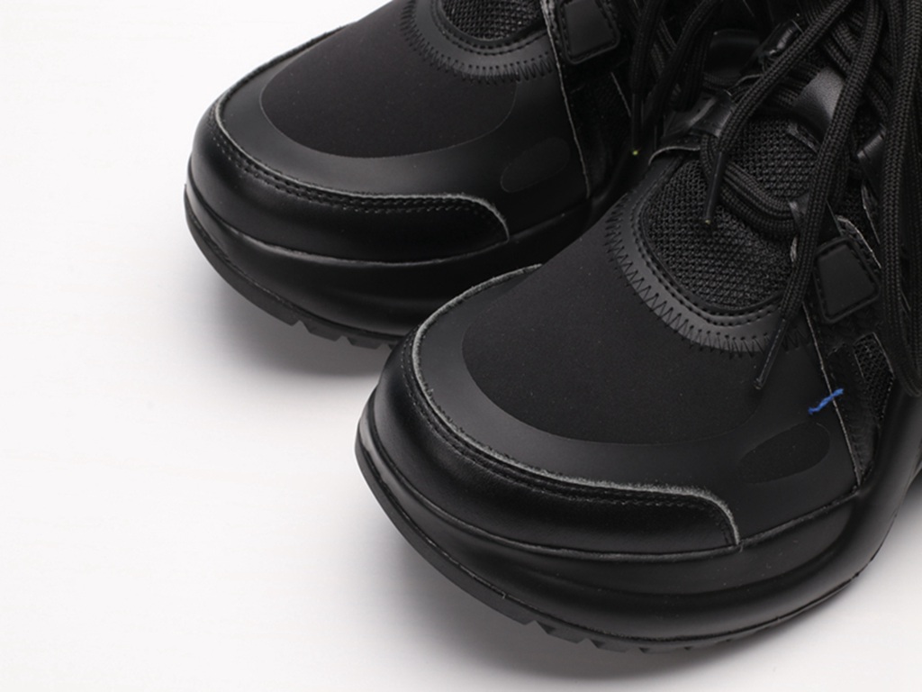 L*V Archlight Sneaker Black