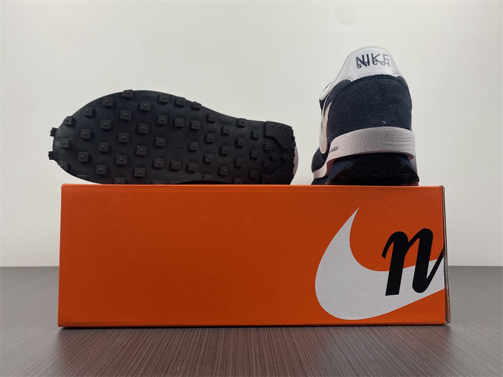 Khaki24 NikeSacai DH2684-400