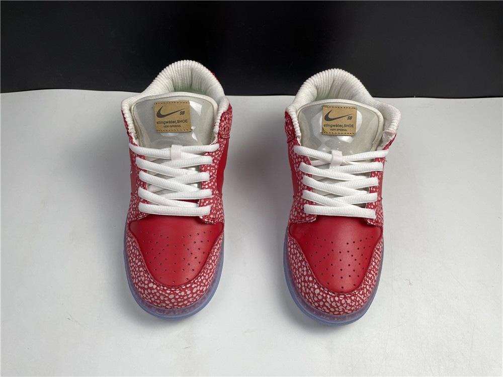 Nike SB Dunk Low Stingwater Magic Mushroom DH7650-600