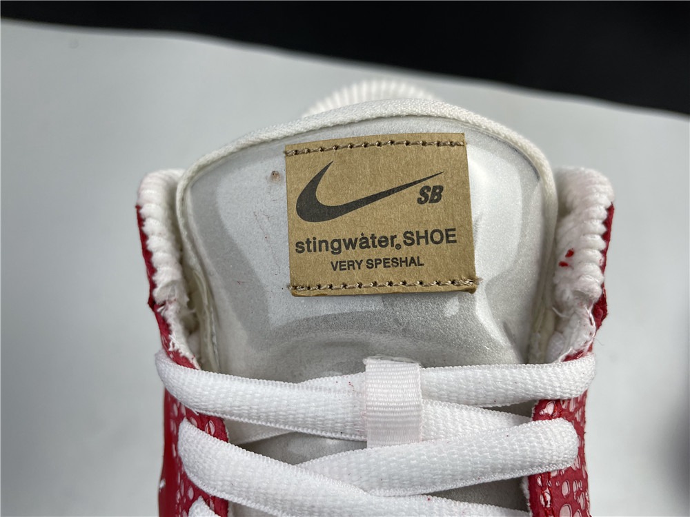 Nike SB Dunk Low Stingwater Magic Mushroom DH7650-600