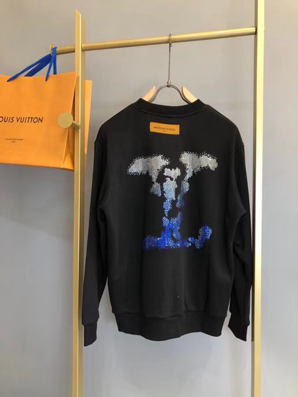 LV sweater