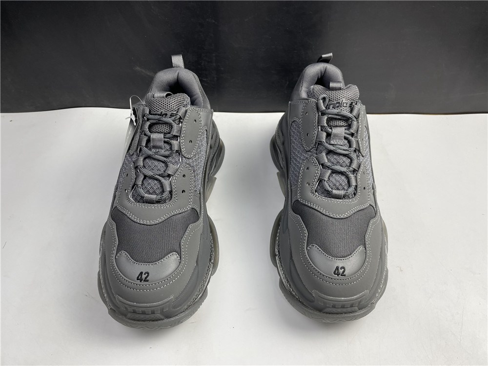 Designer Sneakers BLG Wmns Triple S Trainer Grey