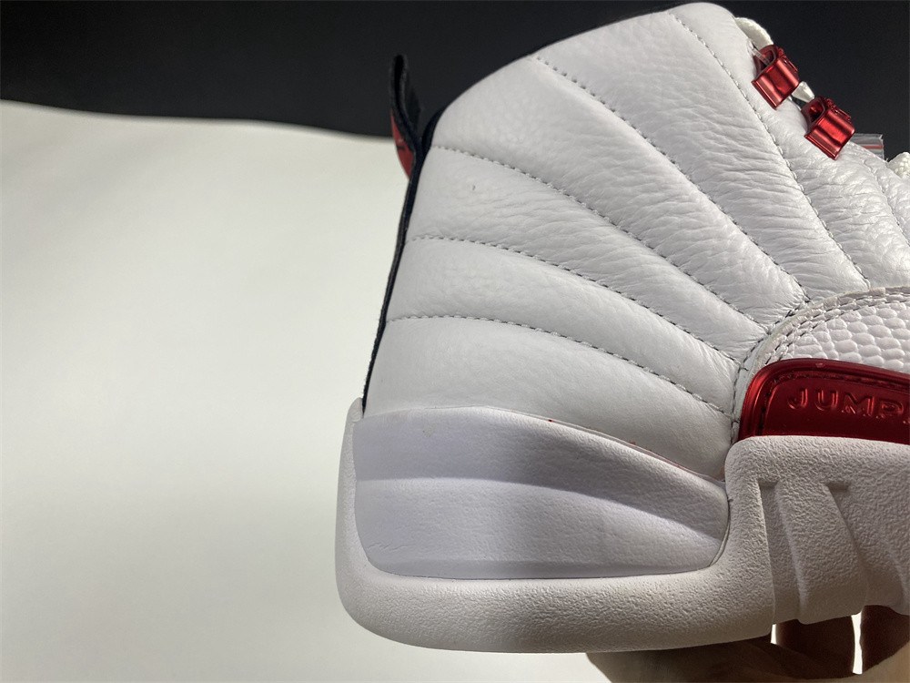 Air Jordan 12 CT8013-106
