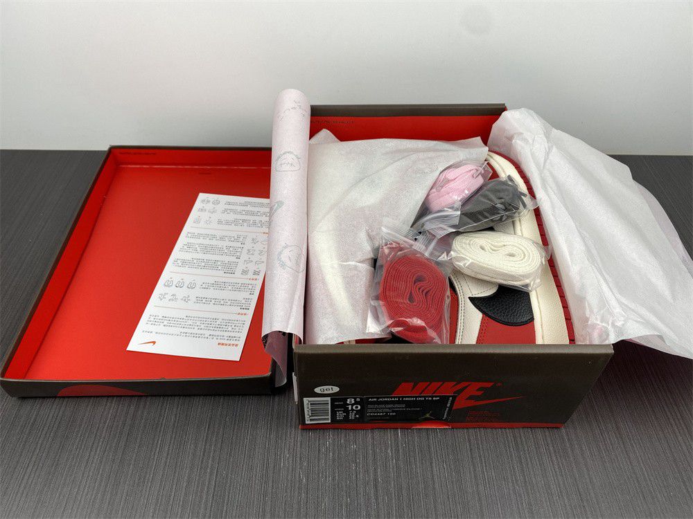 Travis Scott x Air Jordan 1