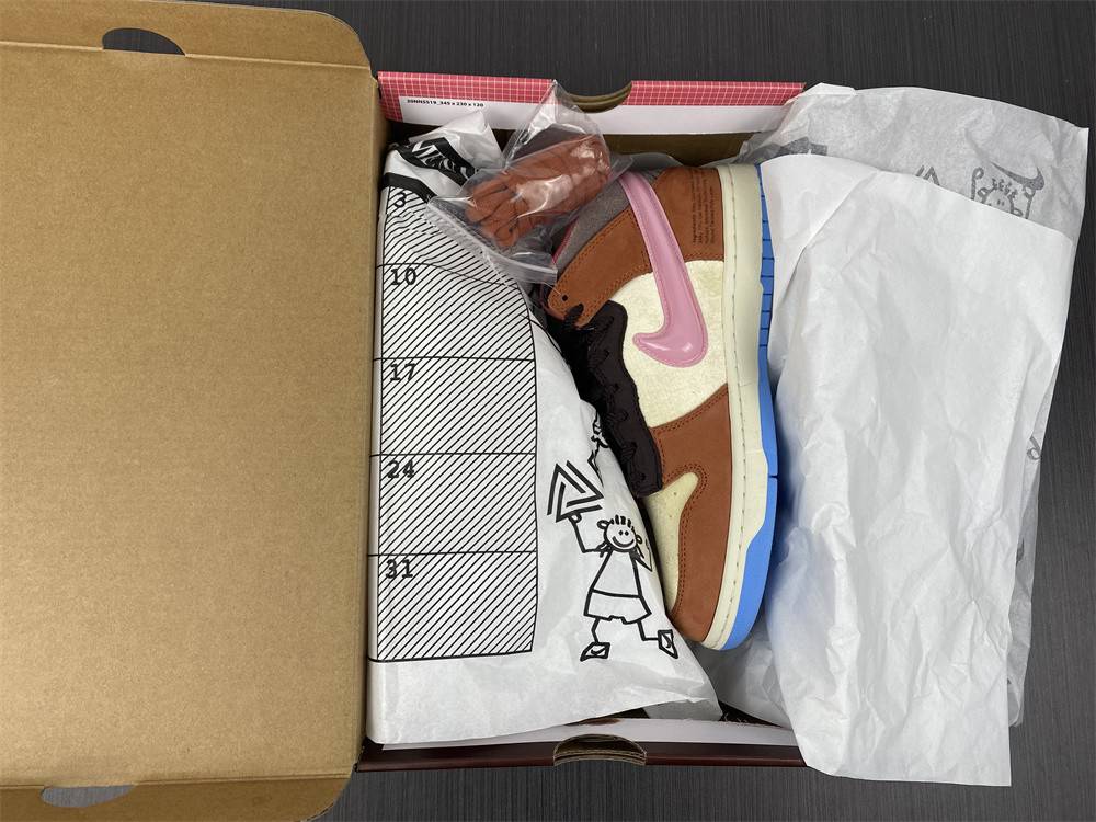 Social Status x Nk SB Dunk Mid DJ1173-700