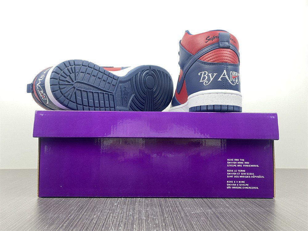 Svp*me x Nike SB Dunk High DN3741-600
