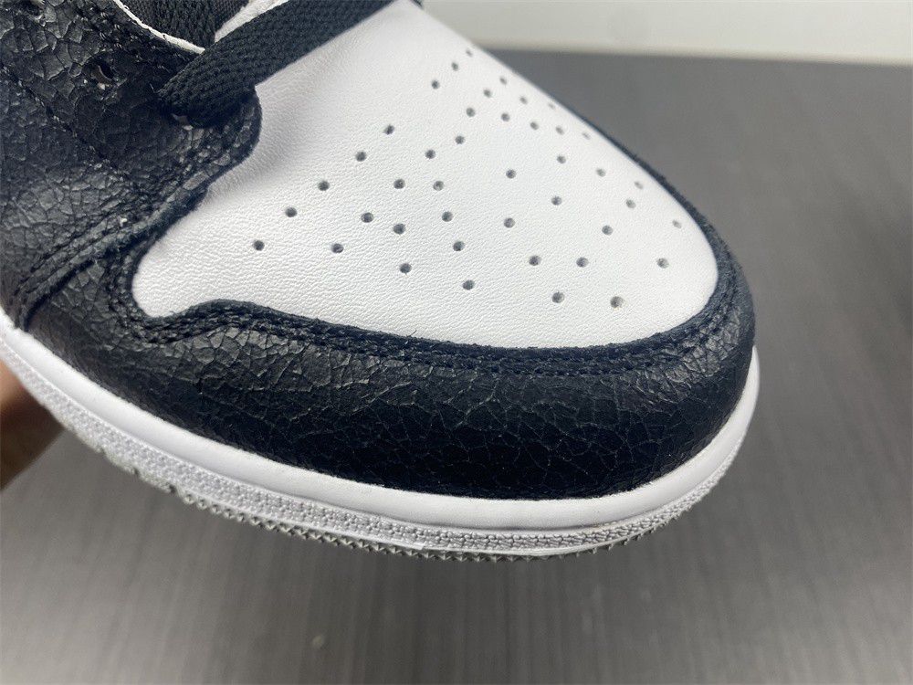 Air Jordan 1 575441-108