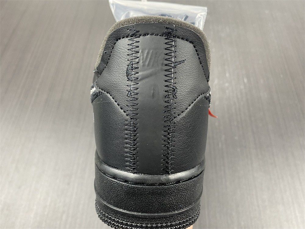 Off-White Nike Air Force 1 AV5210 001