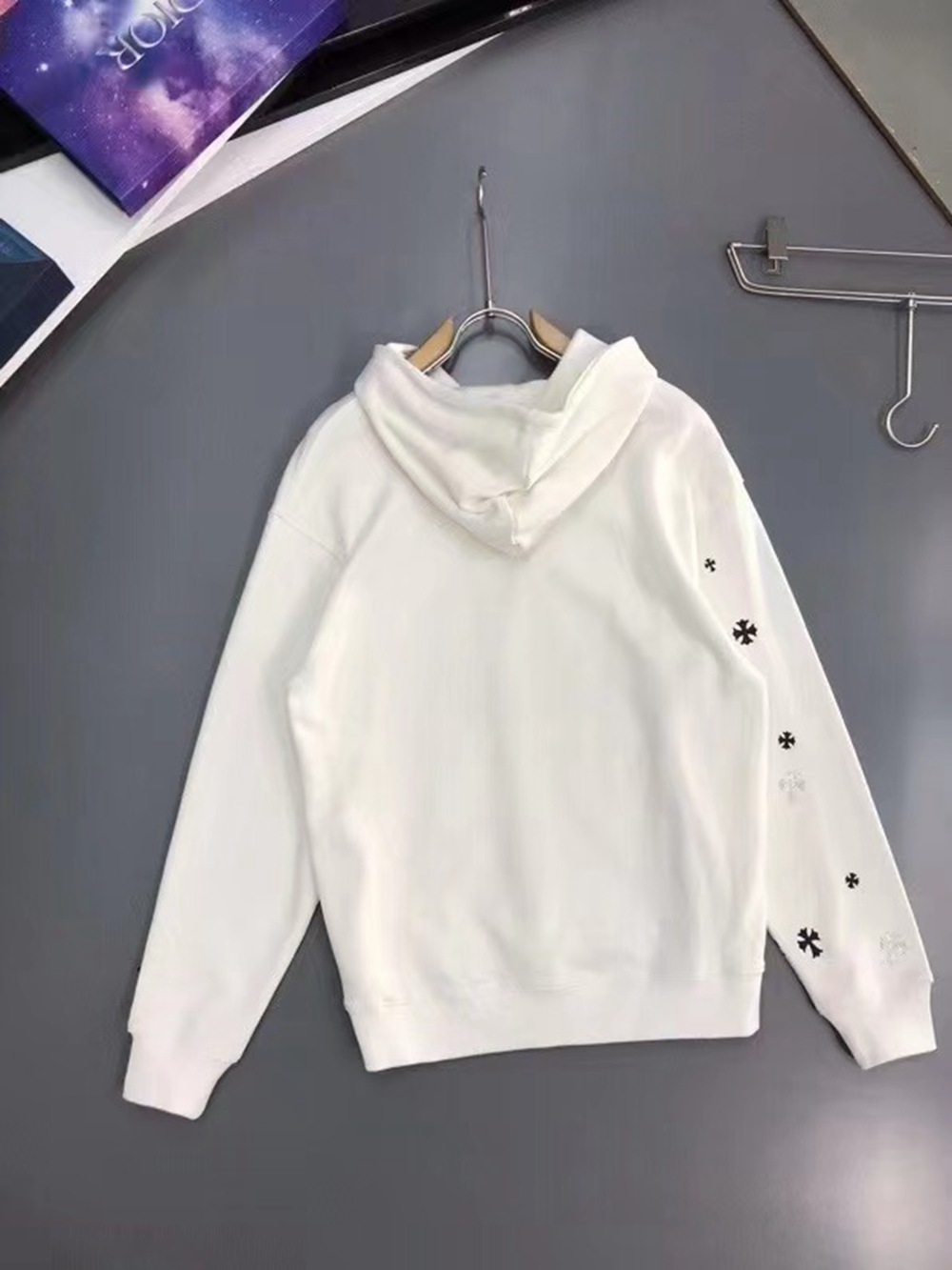 Ch*0me He**ts sweater