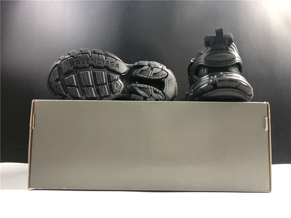 BLG Track Sneaker Black/Transparent